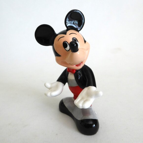 VINTAGE DISNEY MICKEY MINNIE MOUSE HOLDING HANDS CERAMIC SALT PEPPER SHAKER SET - Picture 9 of 13